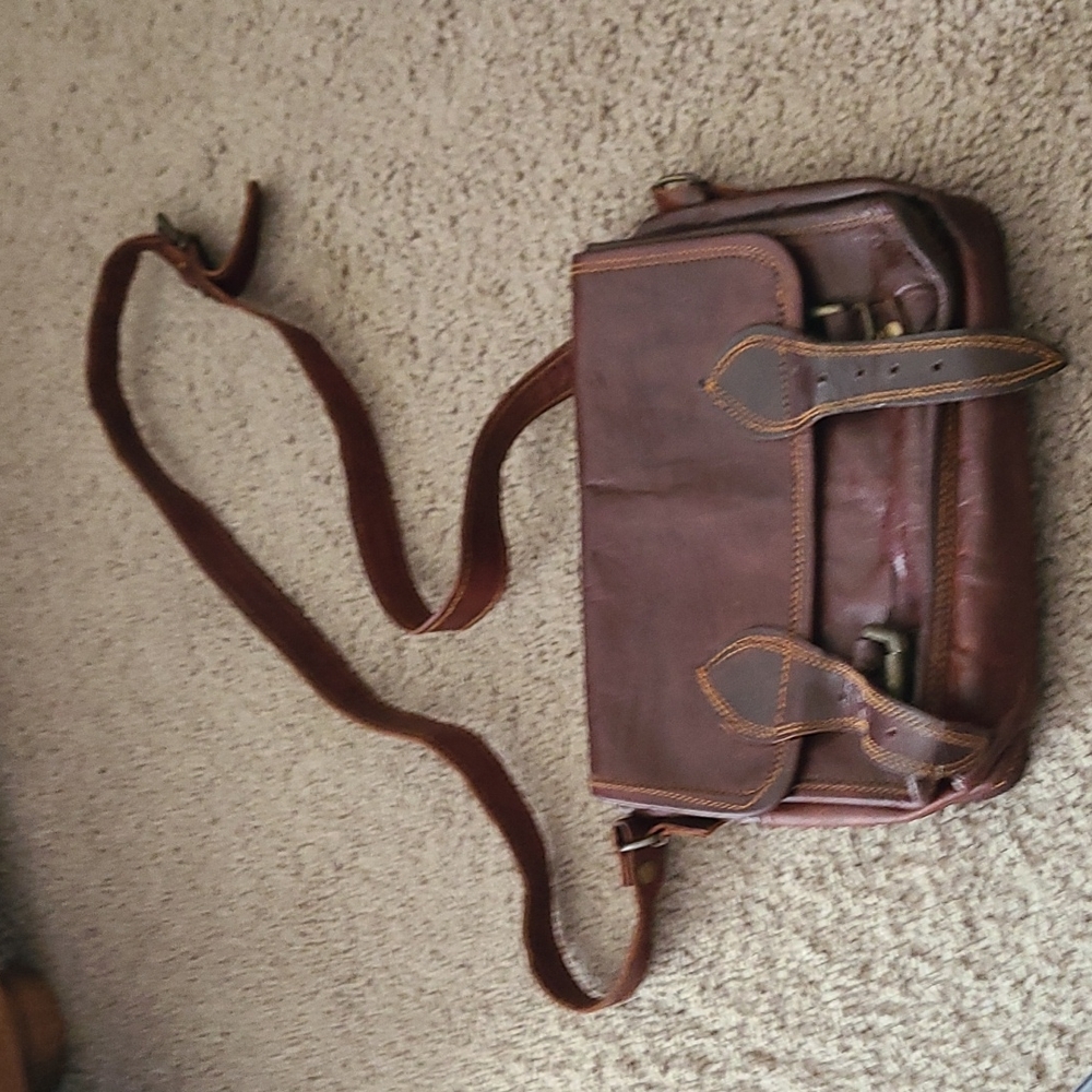 Leather crossbody purse